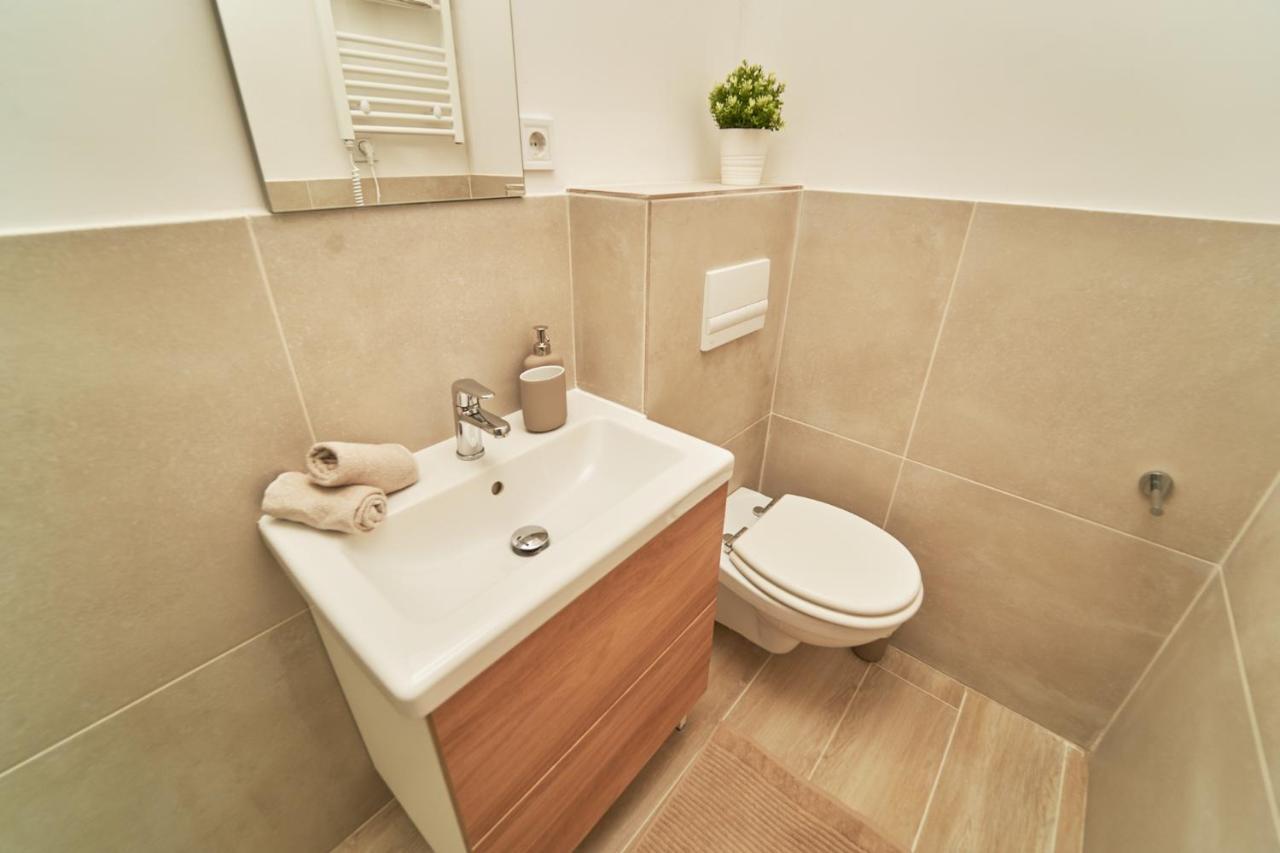 Ak7 Boutique Suites Budapest Eksteriør billede